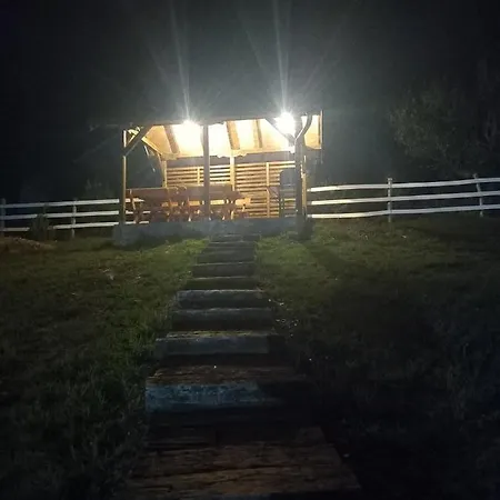 Vikendice Karamarkovic Holiday home *