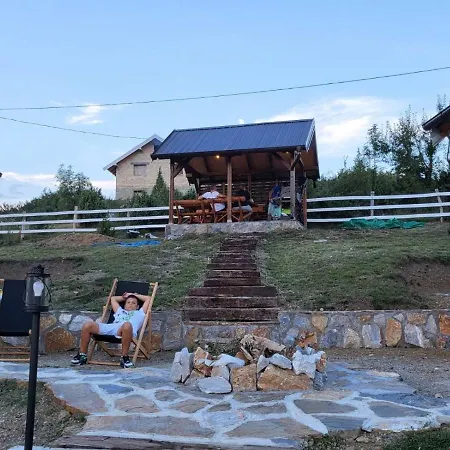 Vikendice Karamarkovic Holiday home