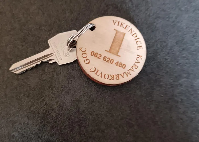 Vikendice Karamarkovic 펜션 고츠