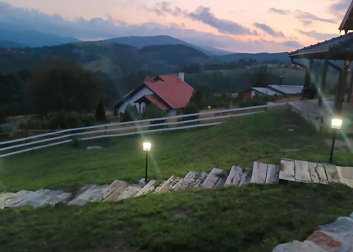 Vikendice Karamarkovic 펜션